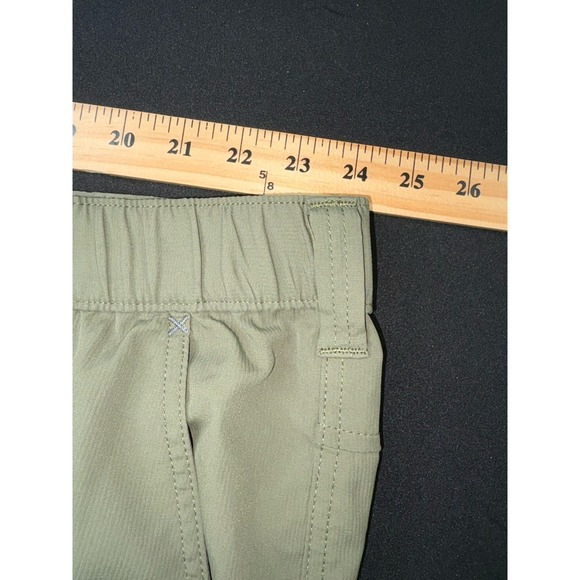 Wrangler Relaxed Fit Army Green Cargo Shorts Stretch W/ Tech Pocket Mens Sz 48 - Picture 6 of 10